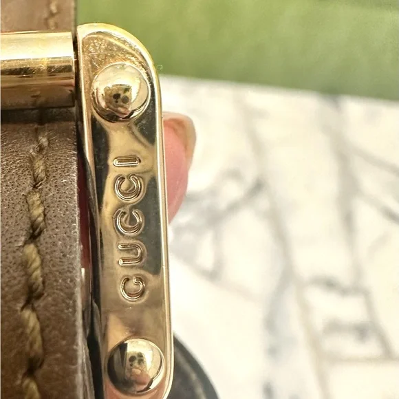 Gucci brit hobo bag in fur - Picture 9 of 13